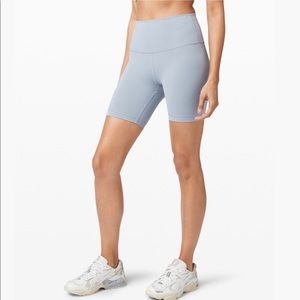 Lulumelon CHAMBRAY Wunder Train Shorts 6” Size 4